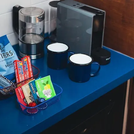 Cafe Koophandel Hotel *