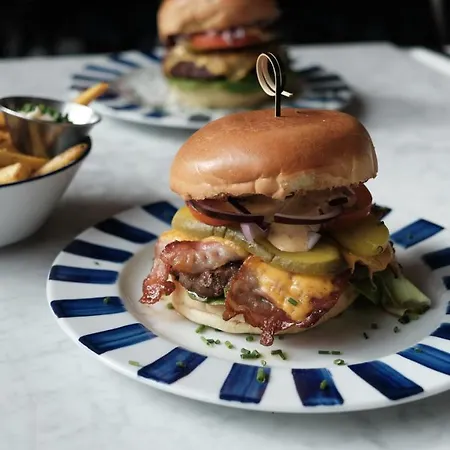 Hotel Cafe Koophandel *