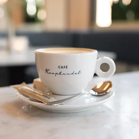 Cafe Koophandel Hotel *
