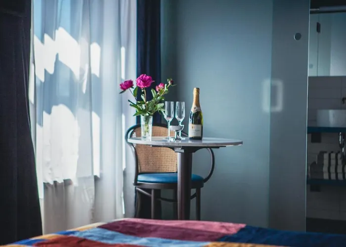 Cafe Koophandel Hotel *