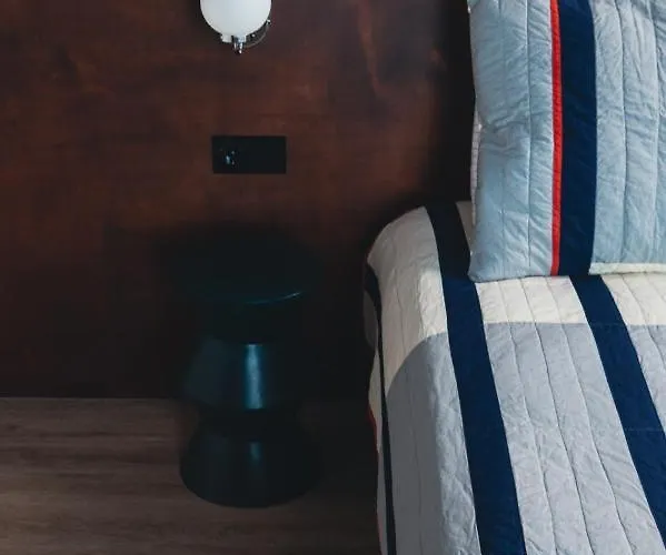 Cafe Koophandel אאודורפ