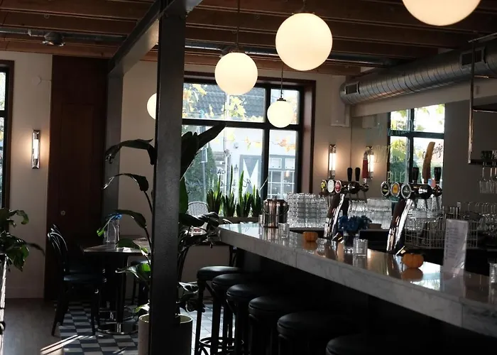 Cafe Koophandel * אאודורפ